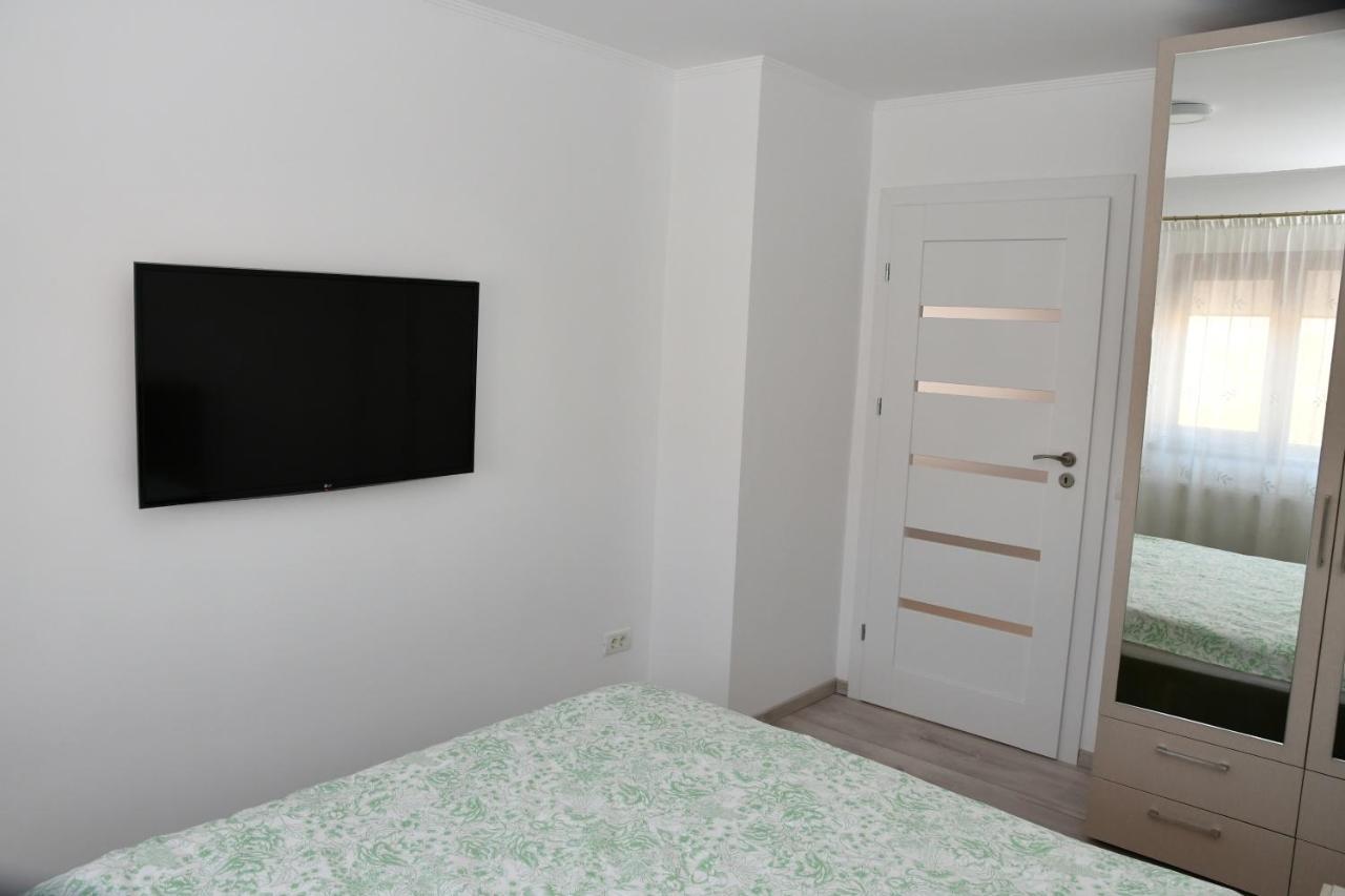 Toporasi Apartament Appartement Craiova Buitenkant foto