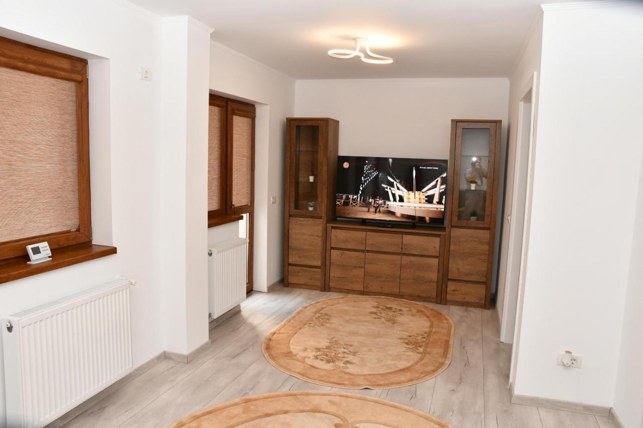 Toporasi Apartament Appartement Craiova Buitenkant foto
