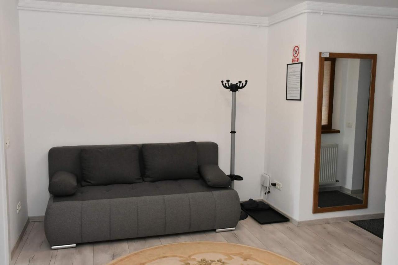 Toporasi Apartament Appartement Craiova Buitenkant foto